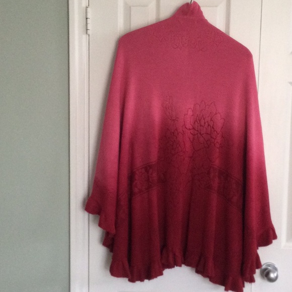 Soft luxurious Wrap - Picture 2 of 9